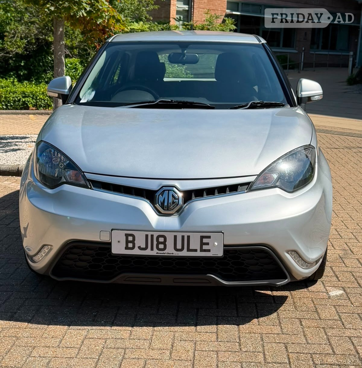 [ berth ]MG MG3