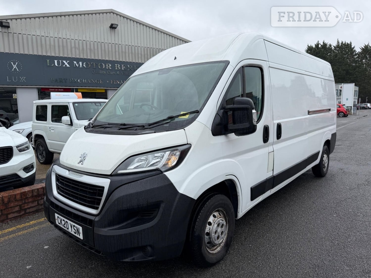 Peugeot Boxer 2020 in Sandhurst