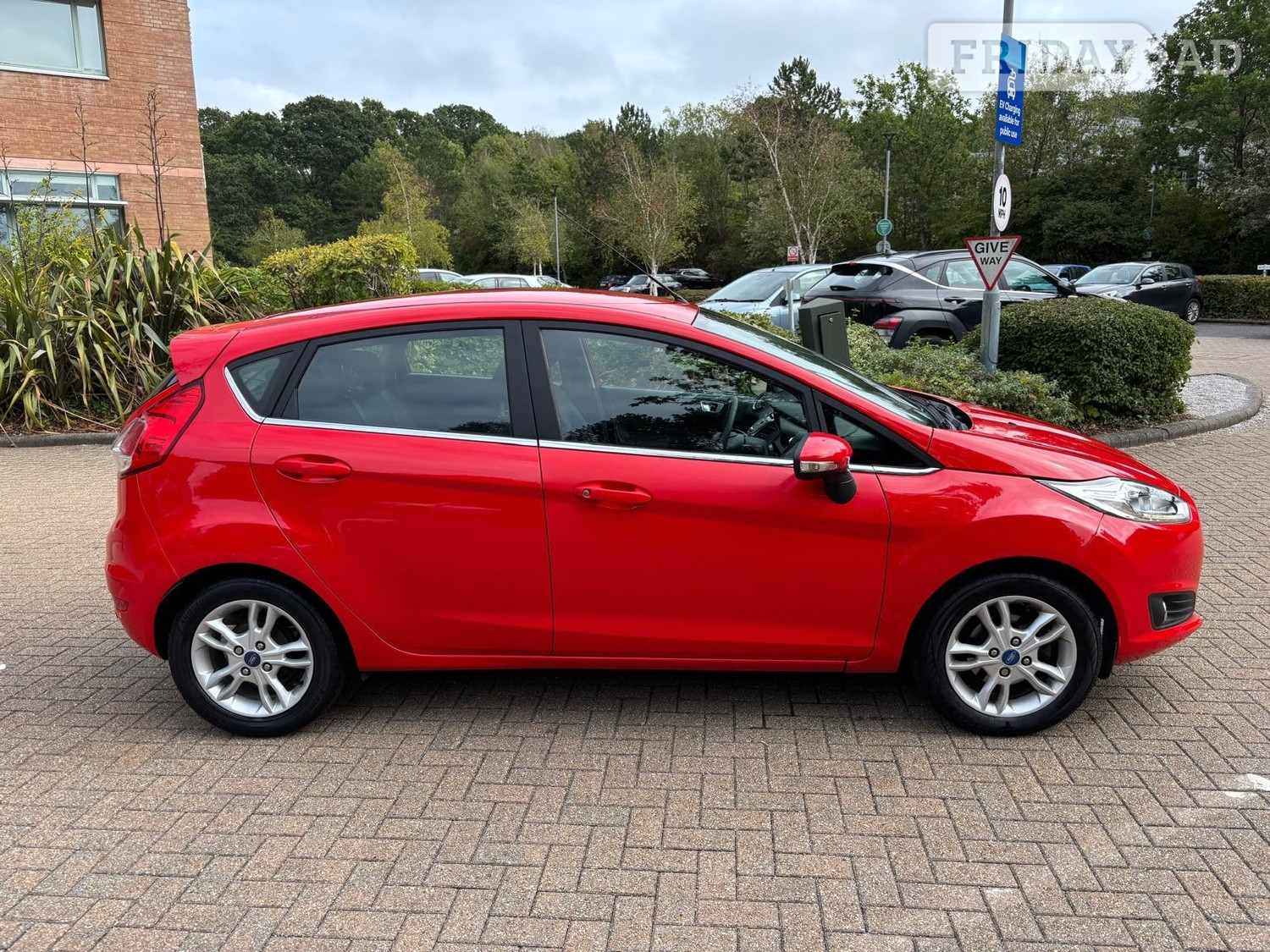 [ berth ]Ford Fiesta