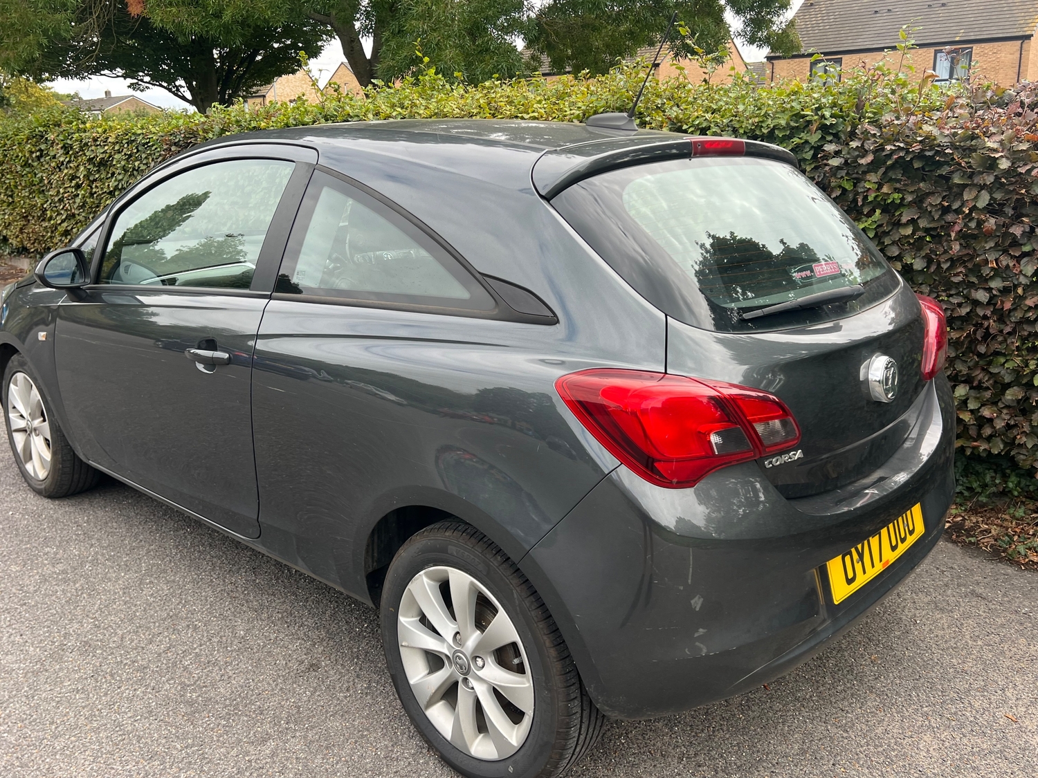 [ berth ]Vauxhall Corsa