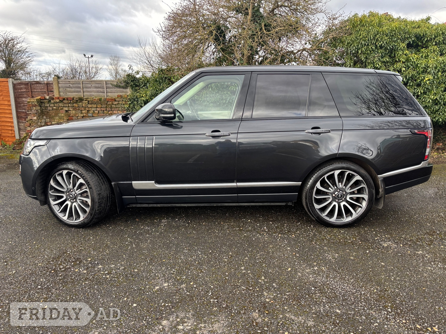 Land Rover Range Rover 2014 - Cars in Longfield