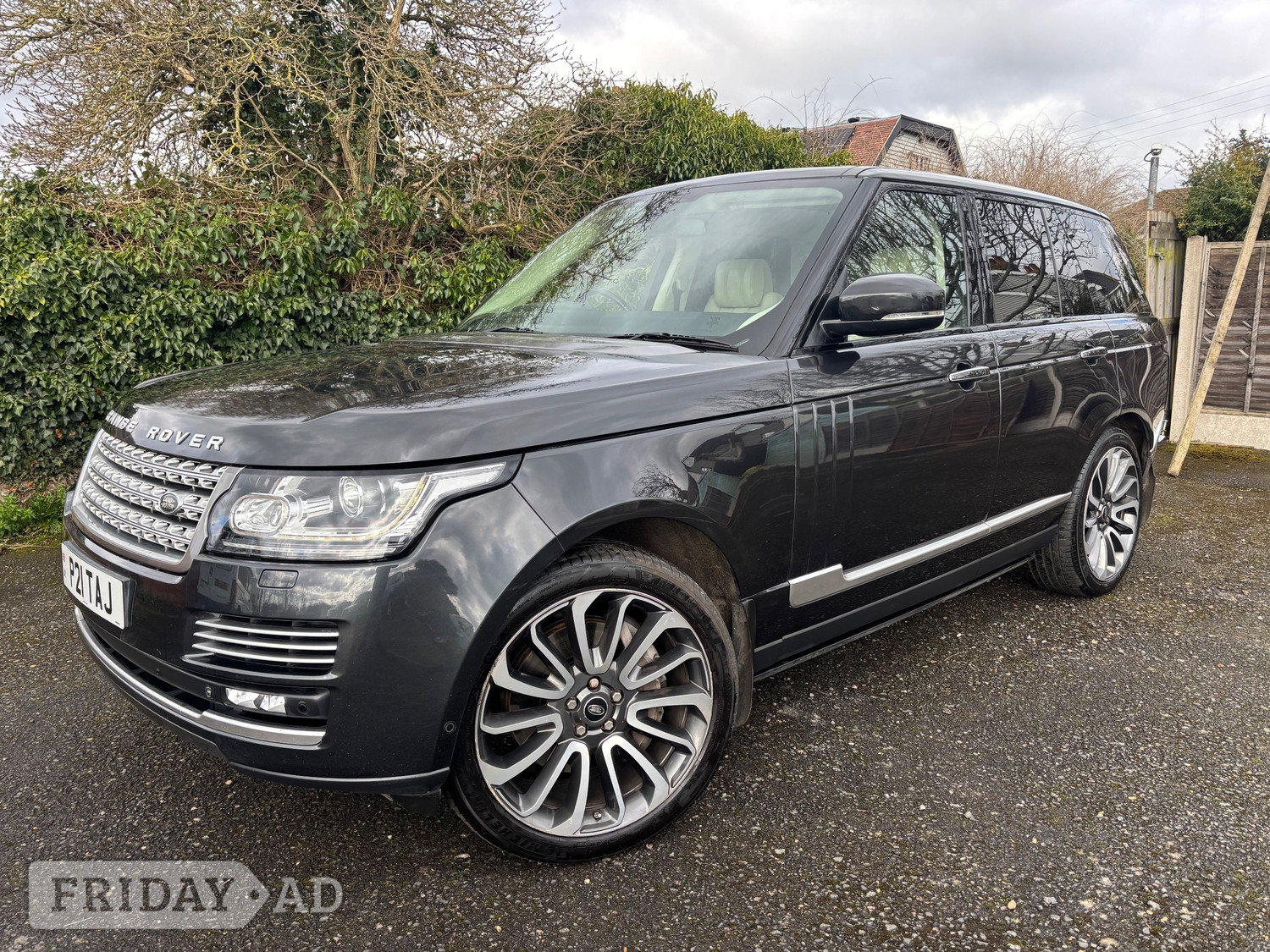 Land Rover Range Rover 2014 - Cars