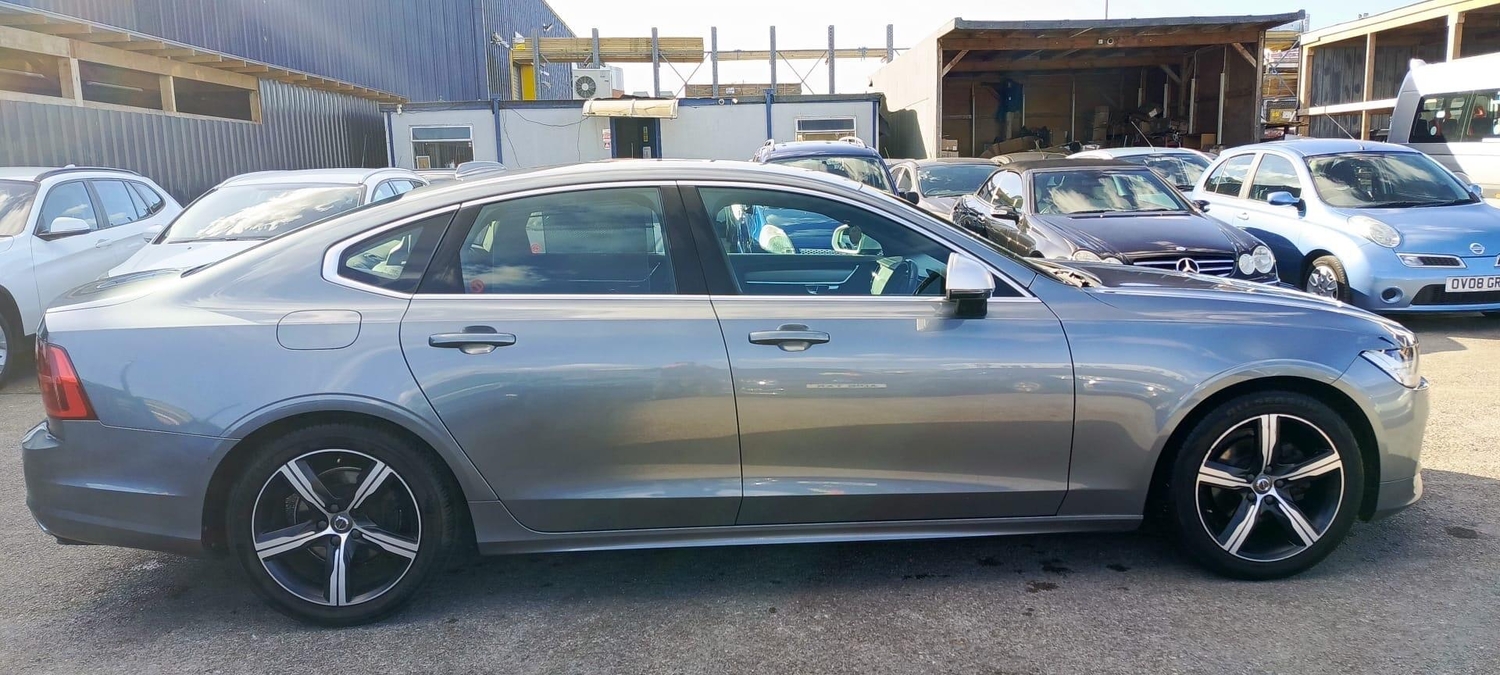 Volvo S90 2018 - Cars in Kingston Upon Thames