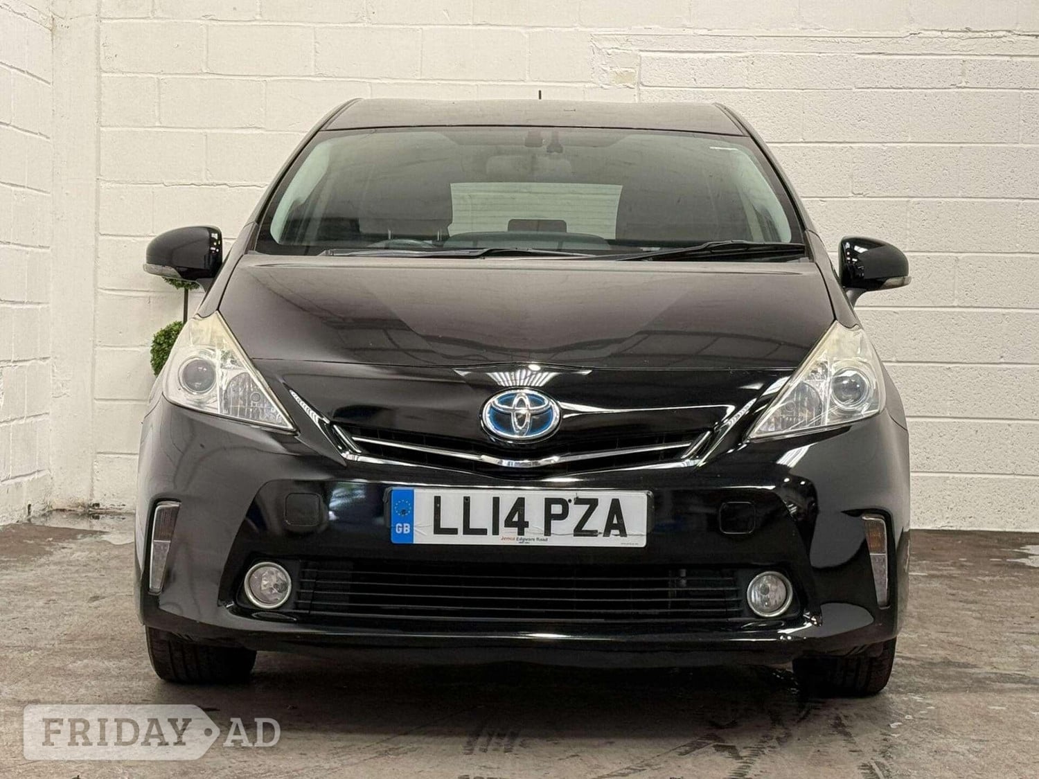 [ berth ]Toyota Prius+