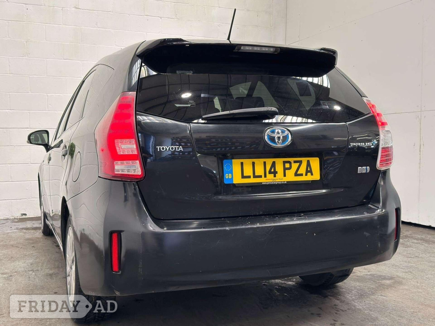 Toyota Prius+ 2014 - Cars