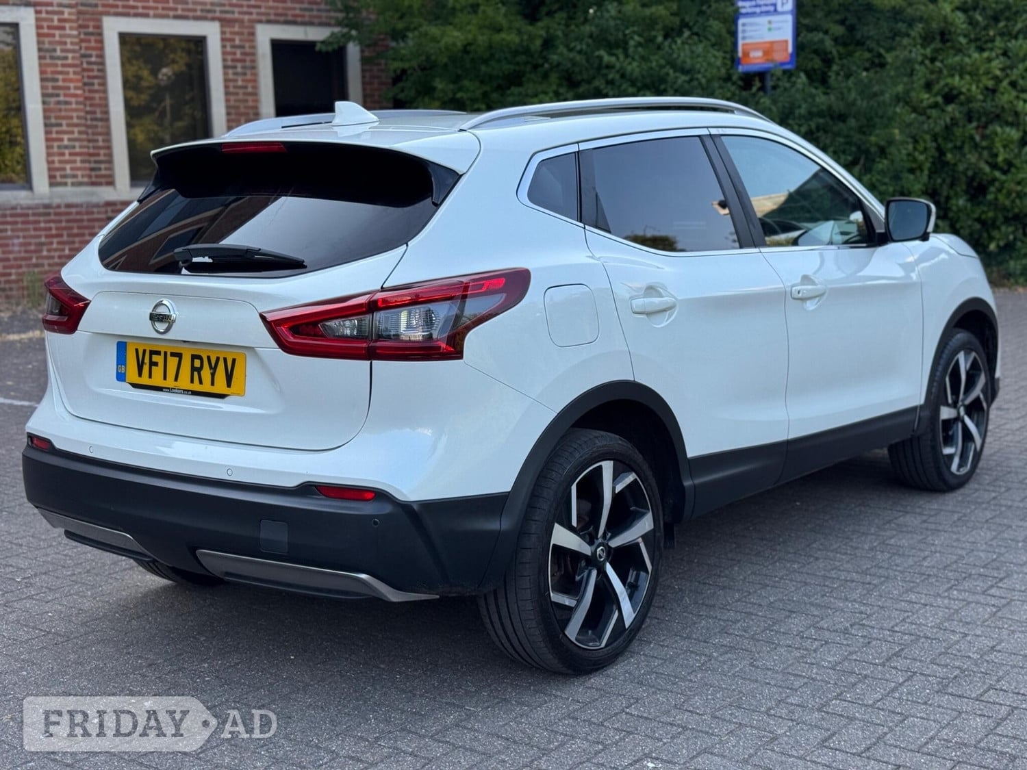 Nissan Qashqai 2017 - Cars