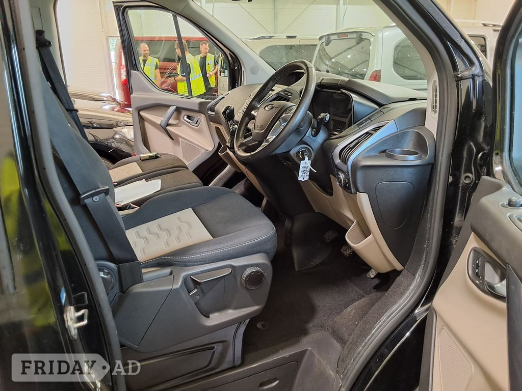 Ford Tourneo Custom 2018 - Cars in Solihull