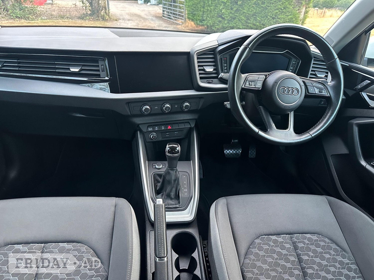 [ berth ]Audi A1
