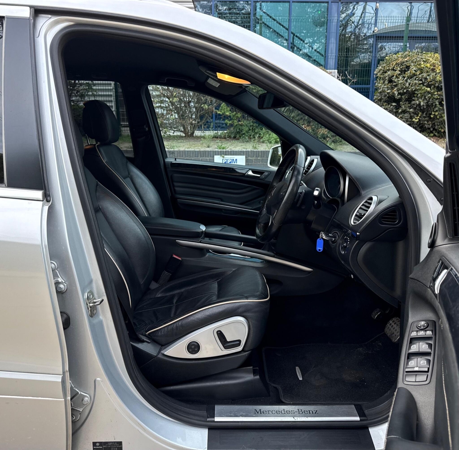 Mercedes-Benz M Class 2011 - Cars in Havering