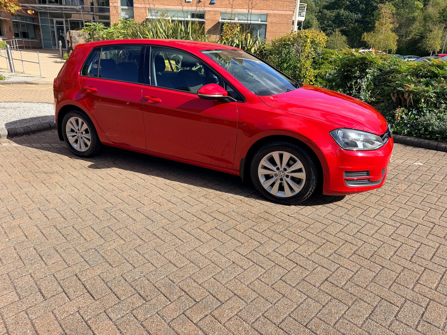 Volkswagen Golf 2014 - Cars