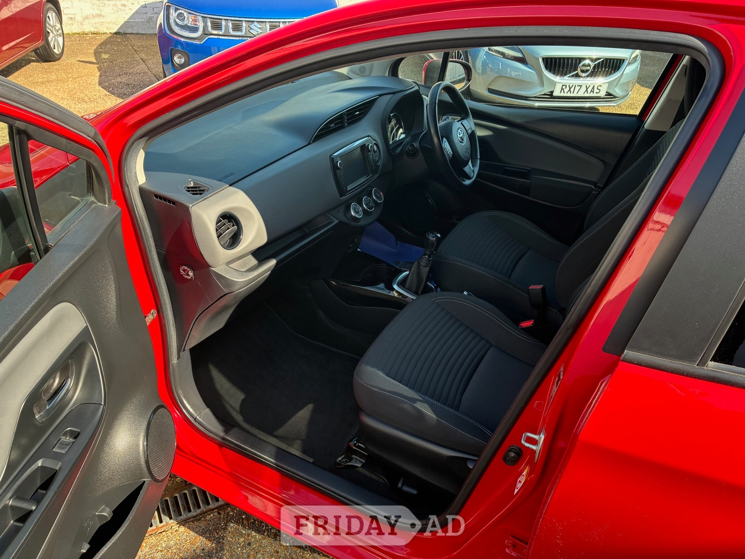 Toyota Yaris 2016 - Cars in Pevensey