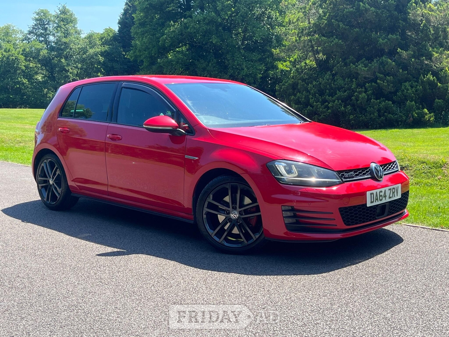 Volkswagen Golf 2015 - Cars in Chertsey
