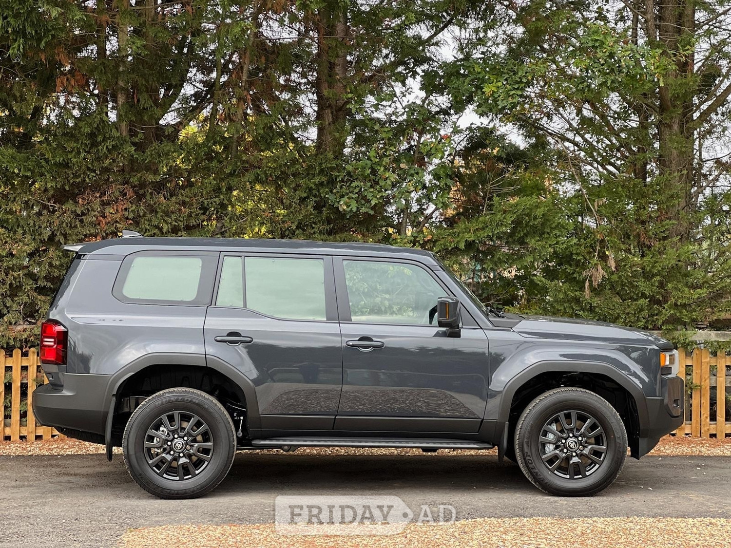 [ berth ]Toyota Land Cruiser