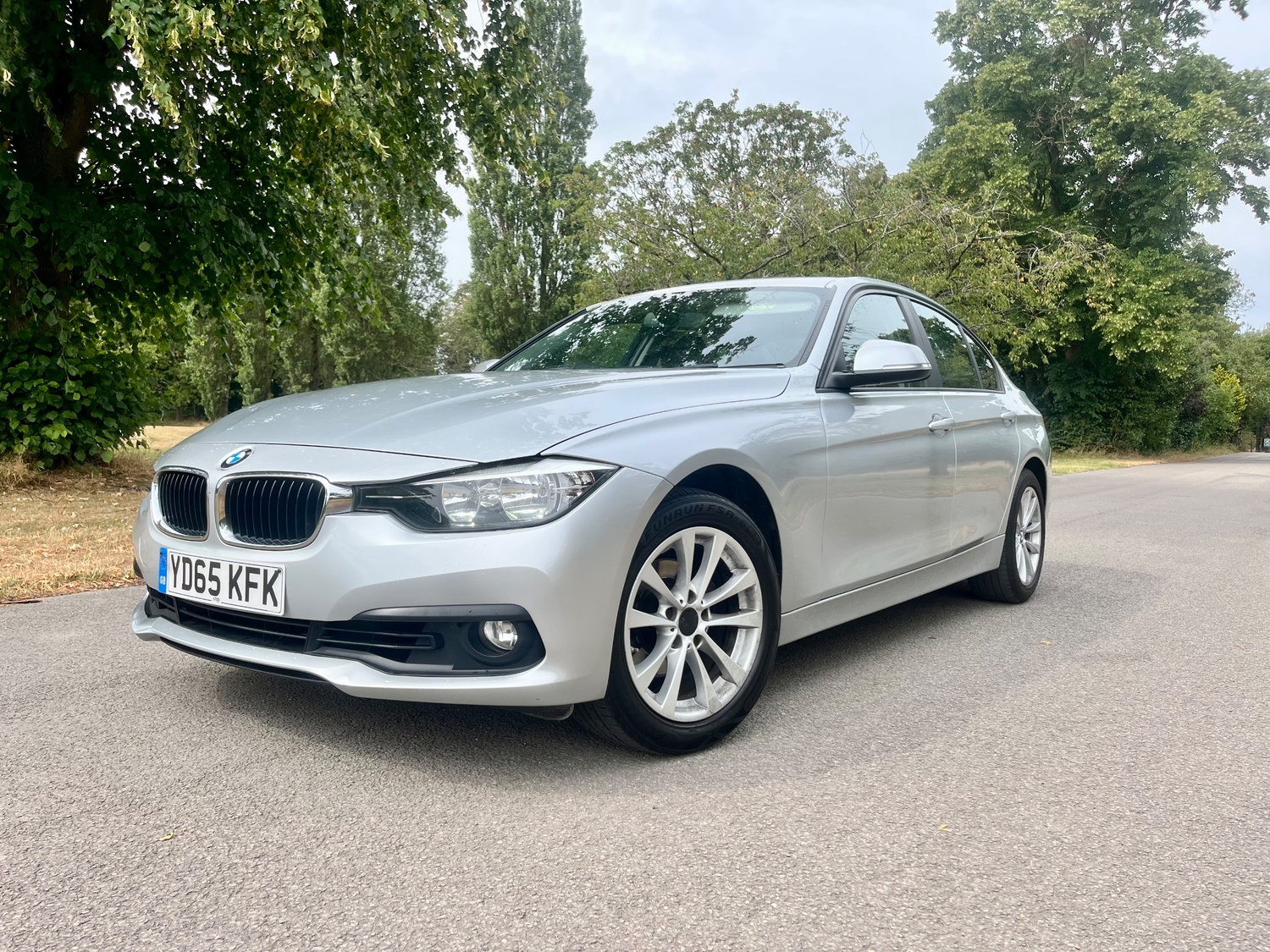[ berth ]BMW 3 Series