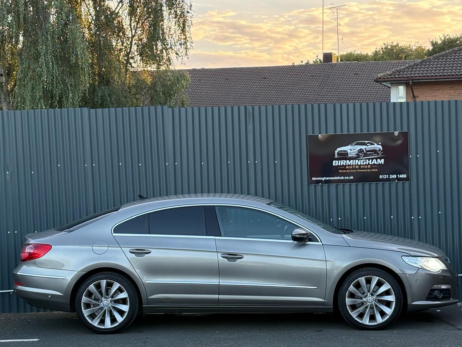 Volkswagen CC 2011 - Cars