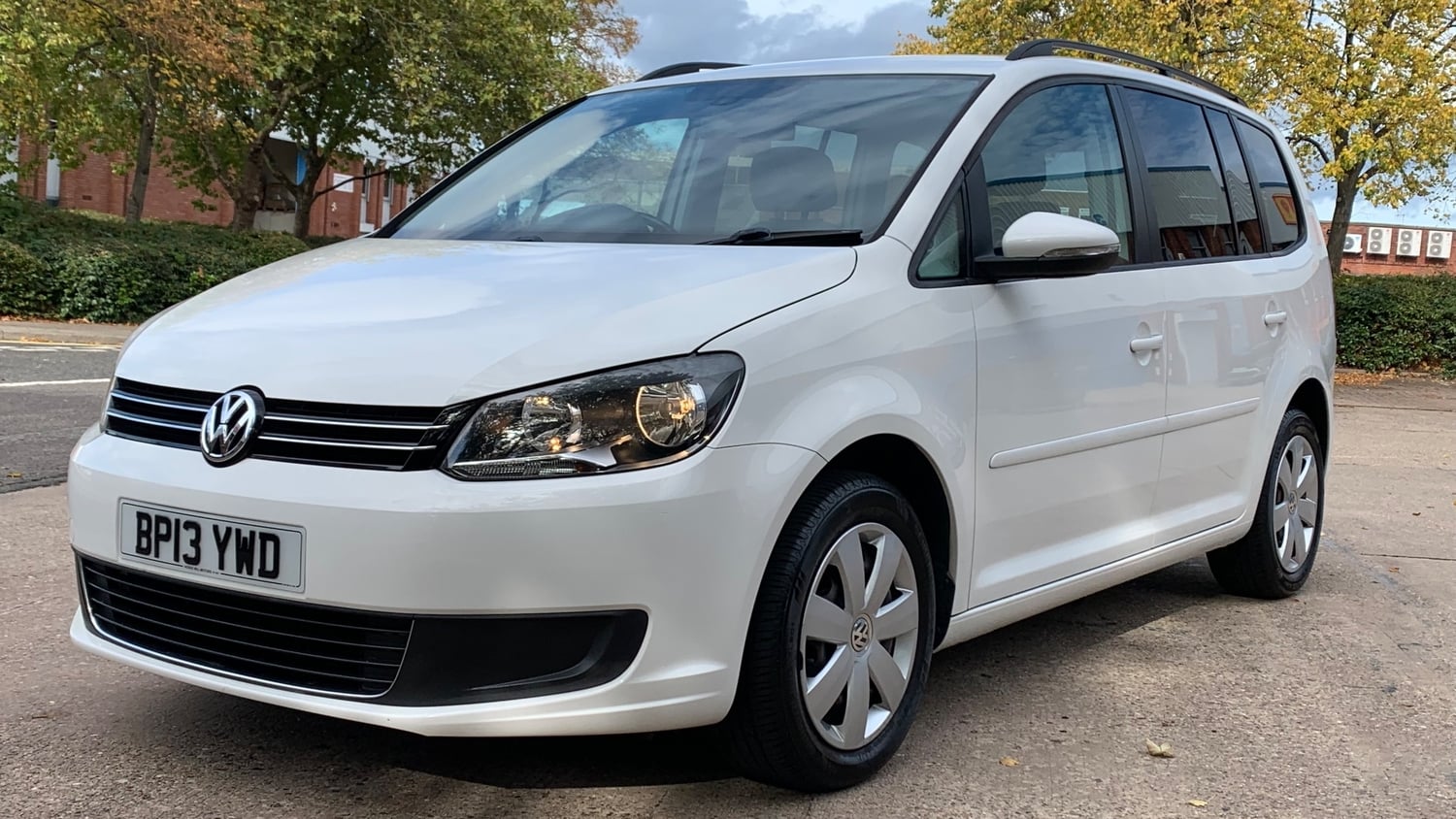 [ berth ]Volkswagen Touran