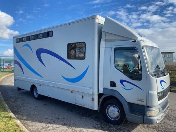 TS Harker  DAF Horsebox - Trailers & Horseboxes