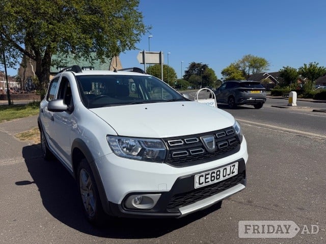 [ berth ]Dacia Sandero Stepway