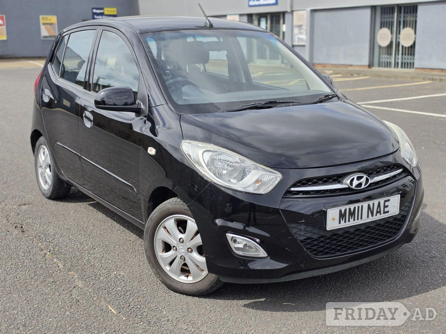 Hyundai i10 2011 in Slough
