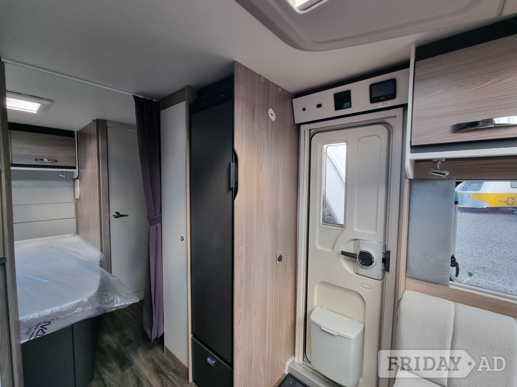 Swift Challenger 500 2026 - Motorhomes & Caravans