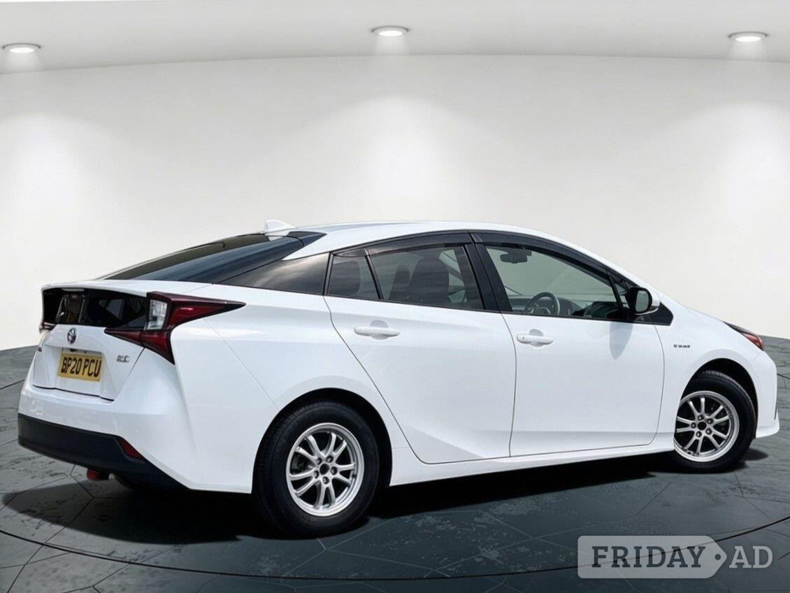 Toyota Prius 2020 - Cars in Walsall