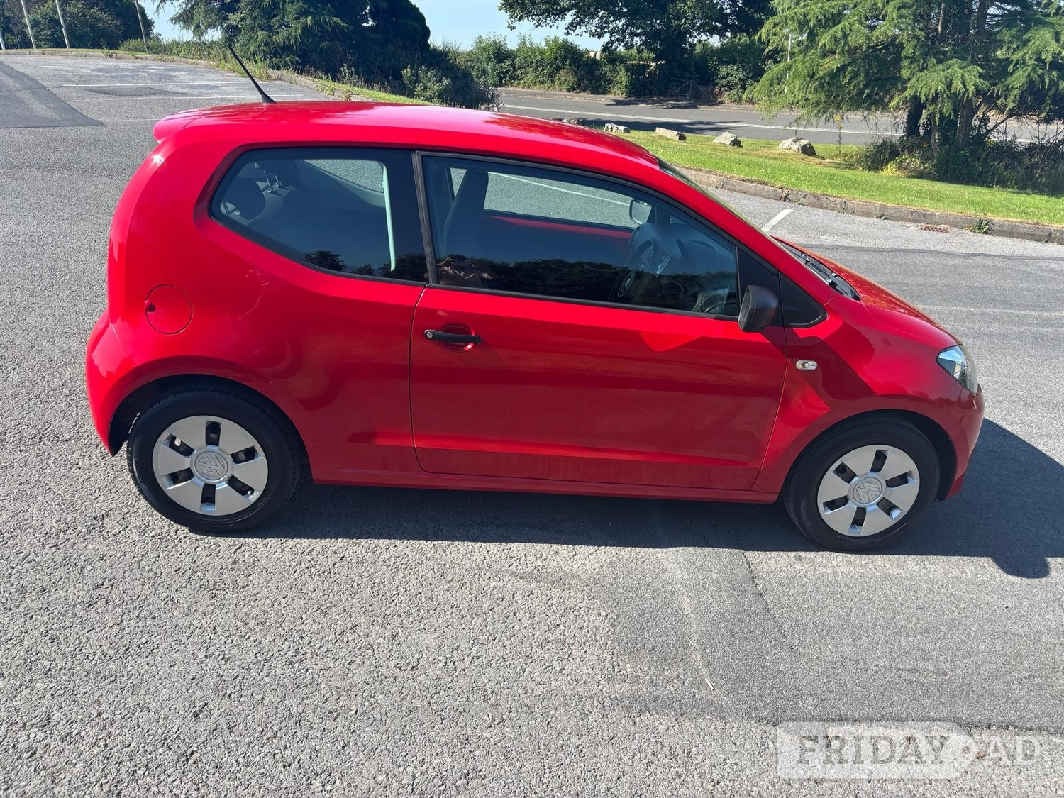 Volkswagen UP! 2014 - Cars in Swansea