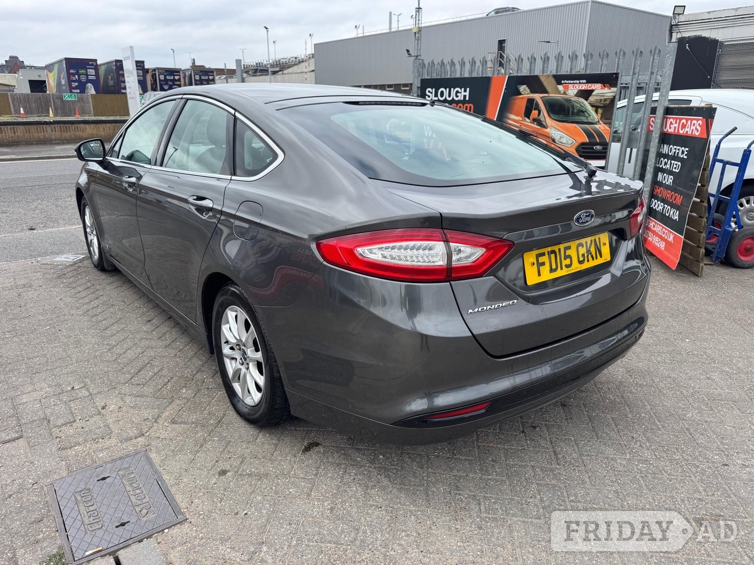 [ berth ]Ford Mondeo