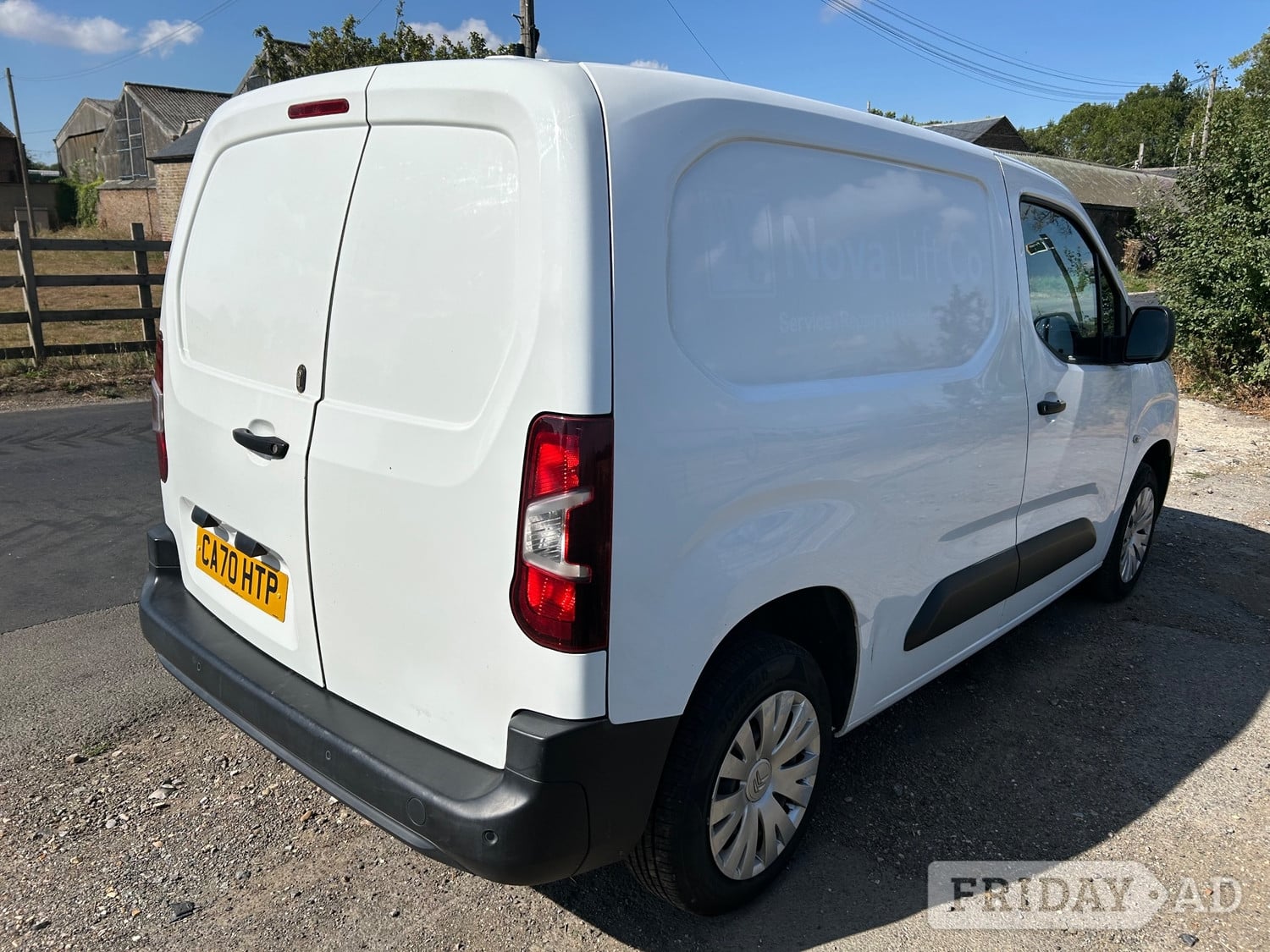 [ berth ]Citroen Berlingo
