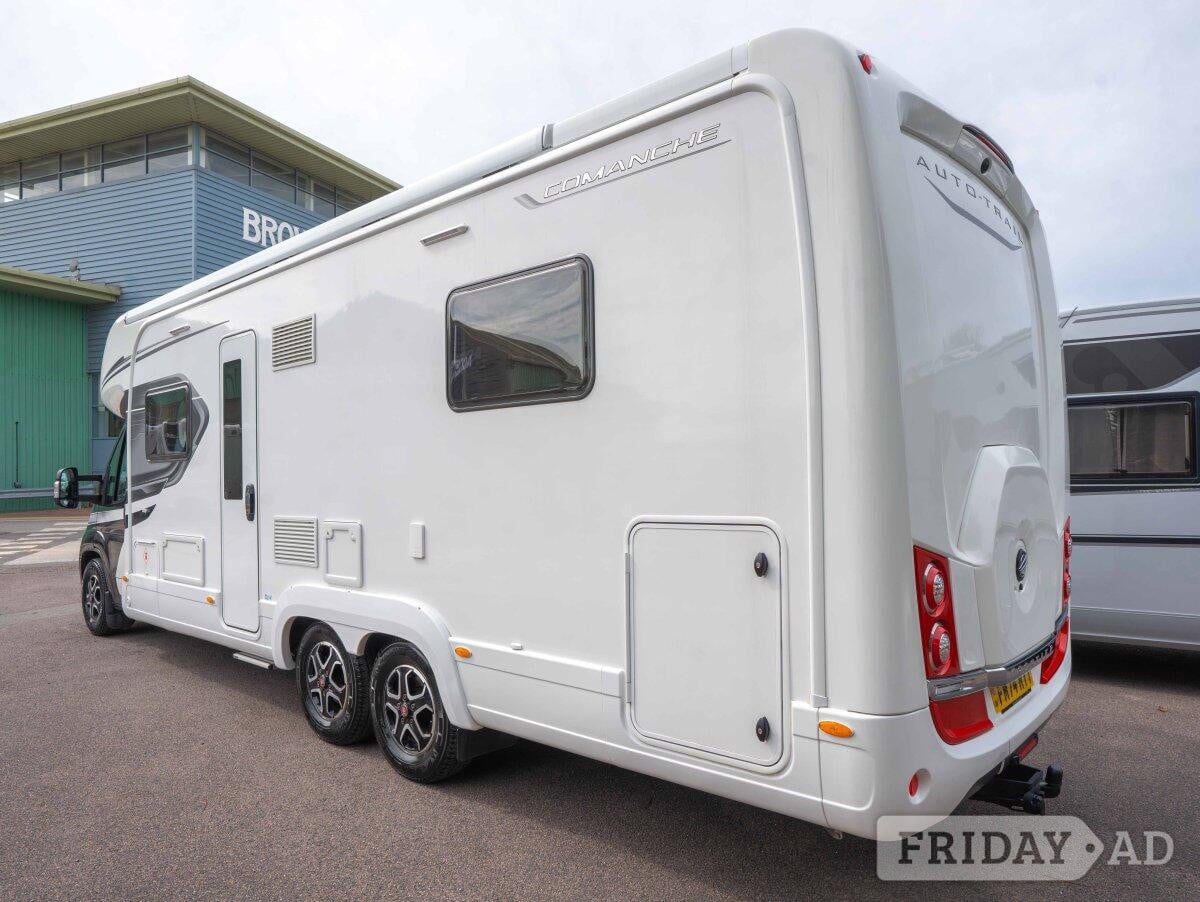 [6 berth ]Auto-Trail Comanche