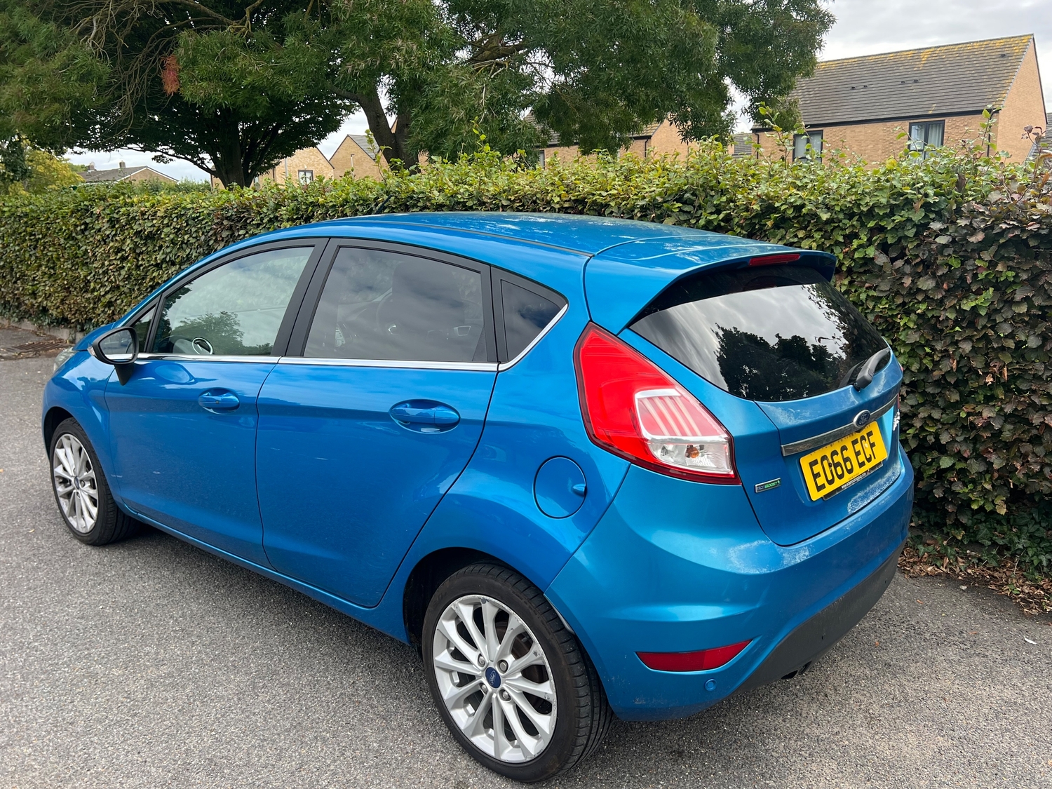 [ berth ]Ford Fiesta