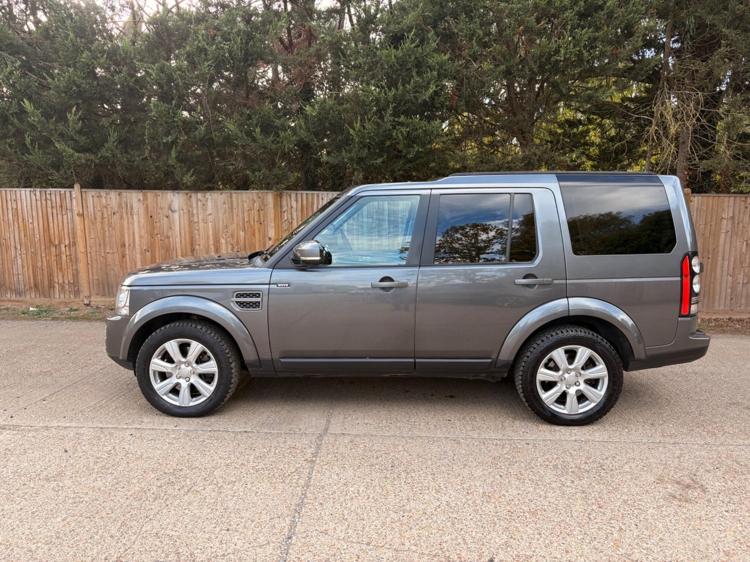 Land Rover Discovery 4 Tonbridge