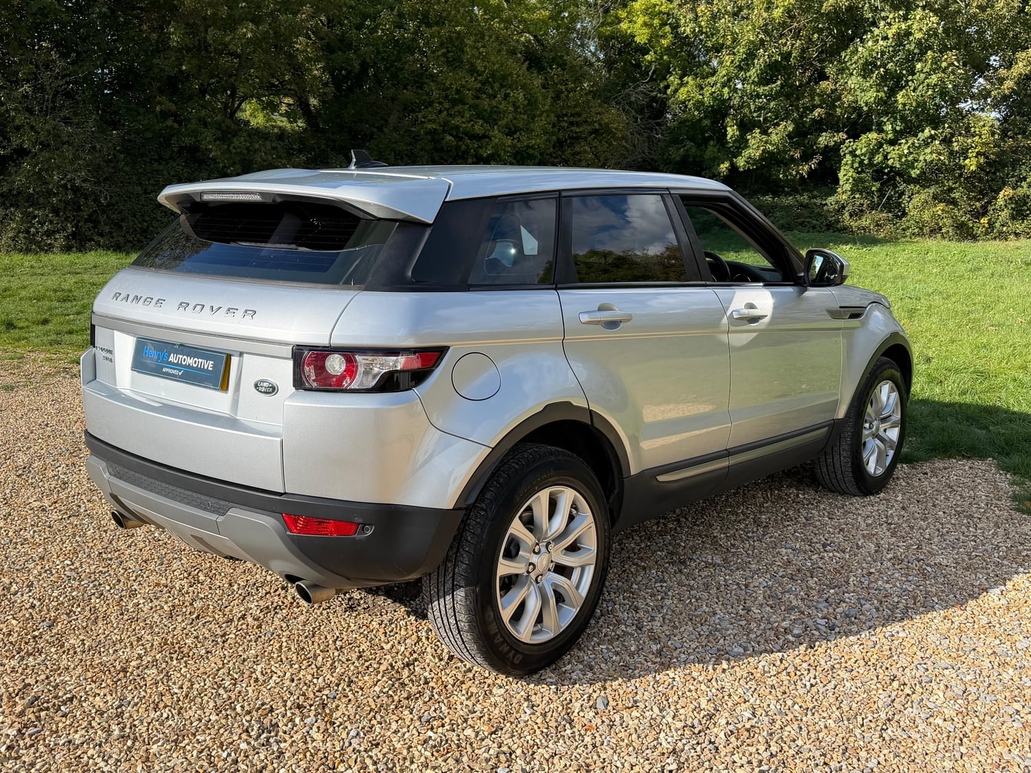 Land Rover Range Rover Evoque 2015 - Cars in Newport