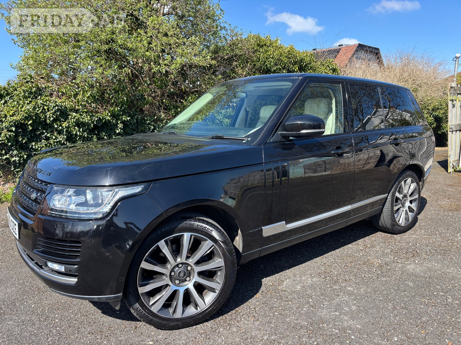 Land Rover Range Rover 2013 in Longfield