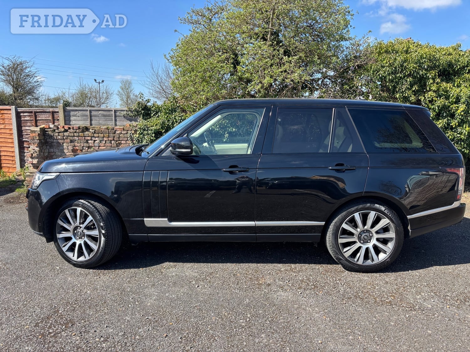 Land Rover Range Rover 2013 - Cars in Longfield