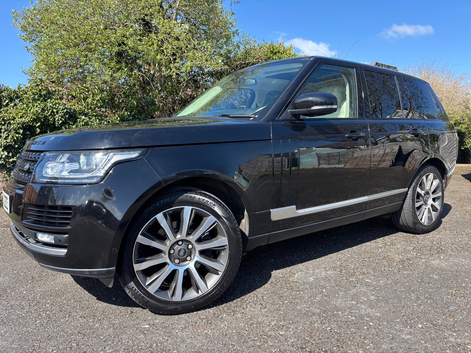 Land Rover Range Rover 2013 - Cars