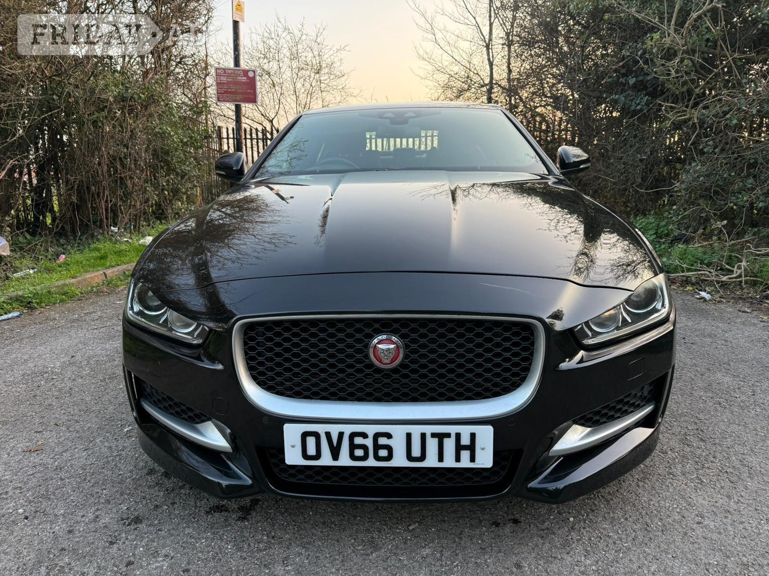 [ berth ]Jaguar XE