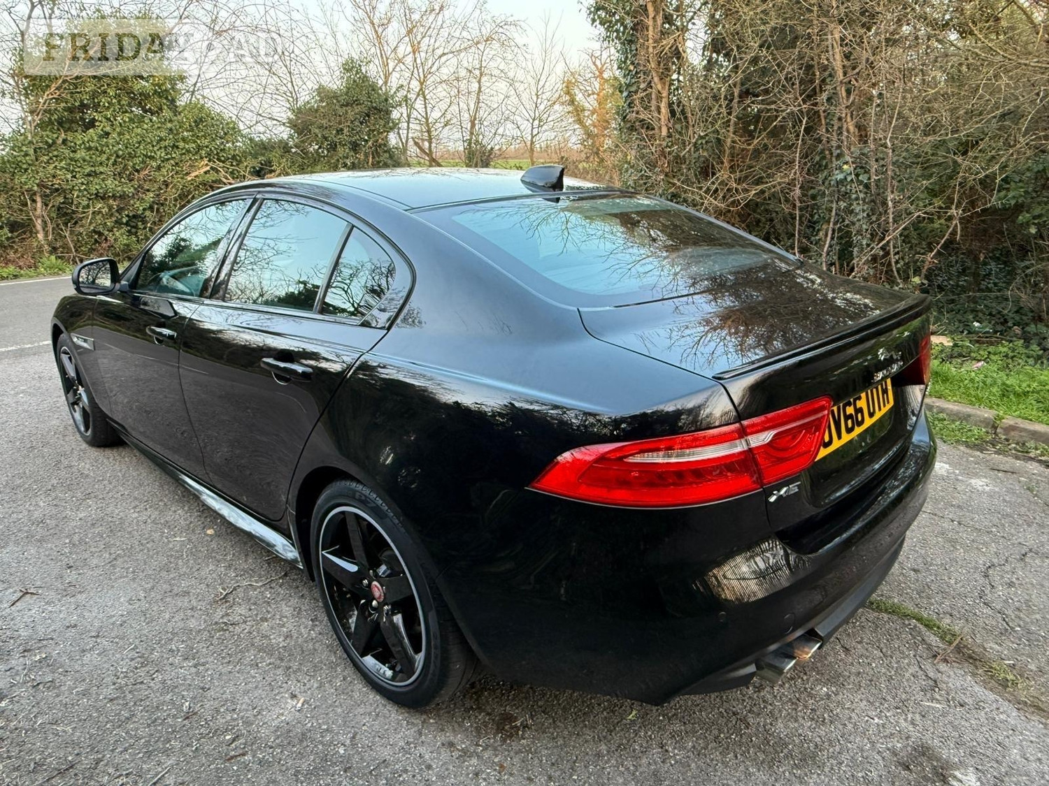 Jaguar XE 2016 - Cars in Hayes
