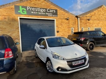 Peugeot 208 2015