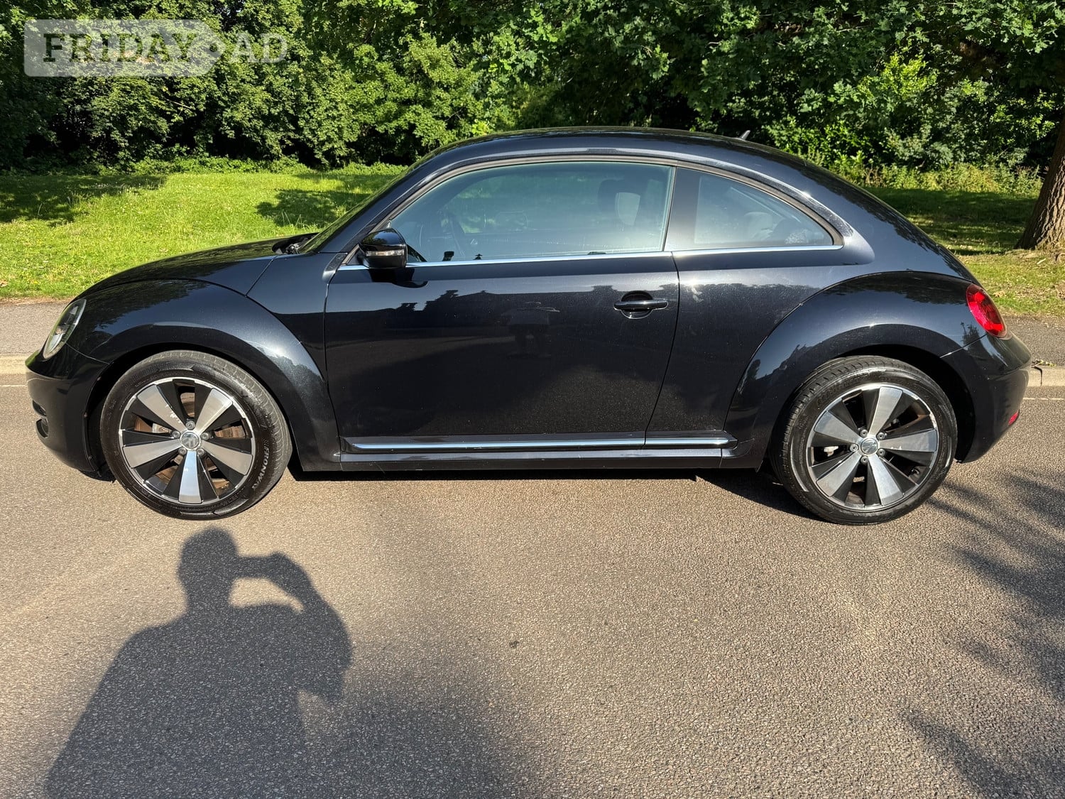 Volkswagen Beetle 2014 - Cars in Horsham