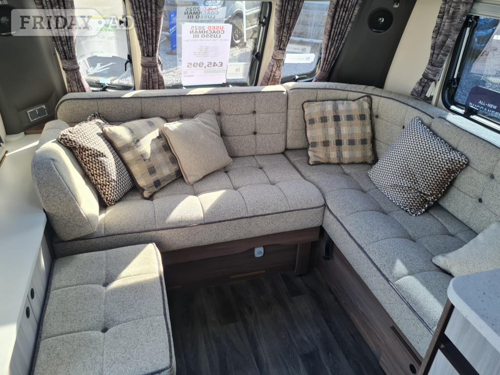 Coachman Lusso I Highbridge
