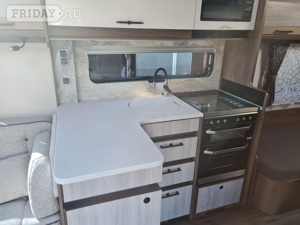 [4 berth ]Coachman Lusso I