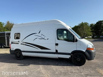 Custom  Renault Horsebox
