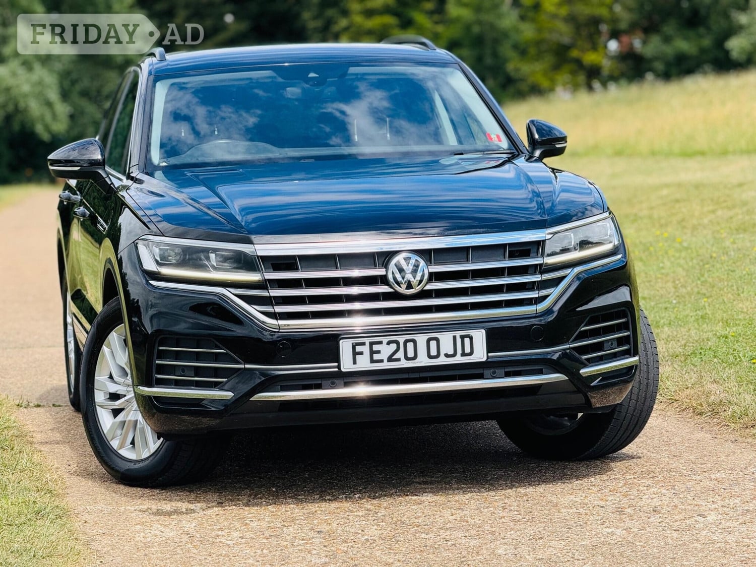 Volkswagen Touareg 2020 - Cars in Hemel Hempstead