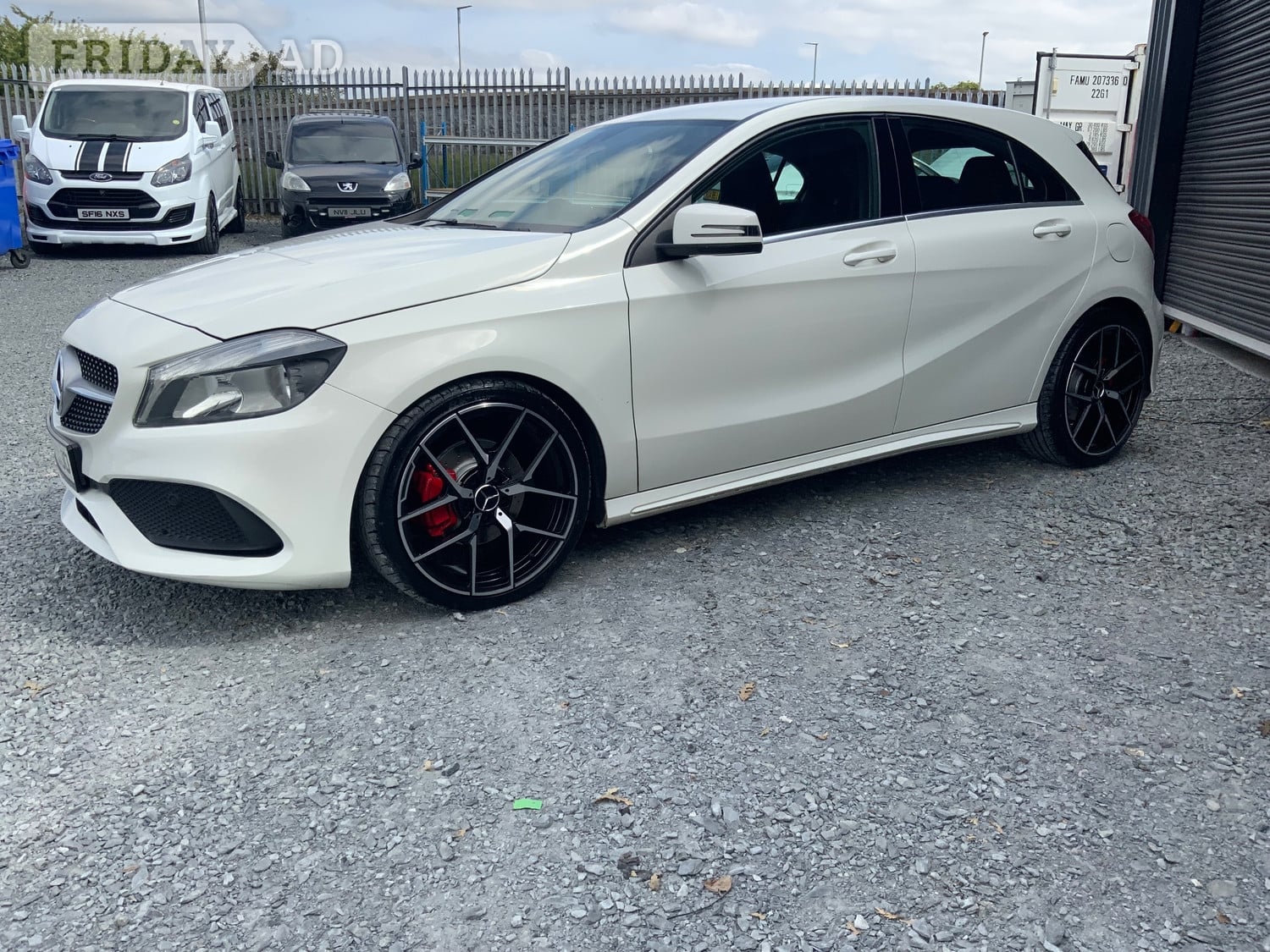 [ berth ]Mercedes-Benz A Class