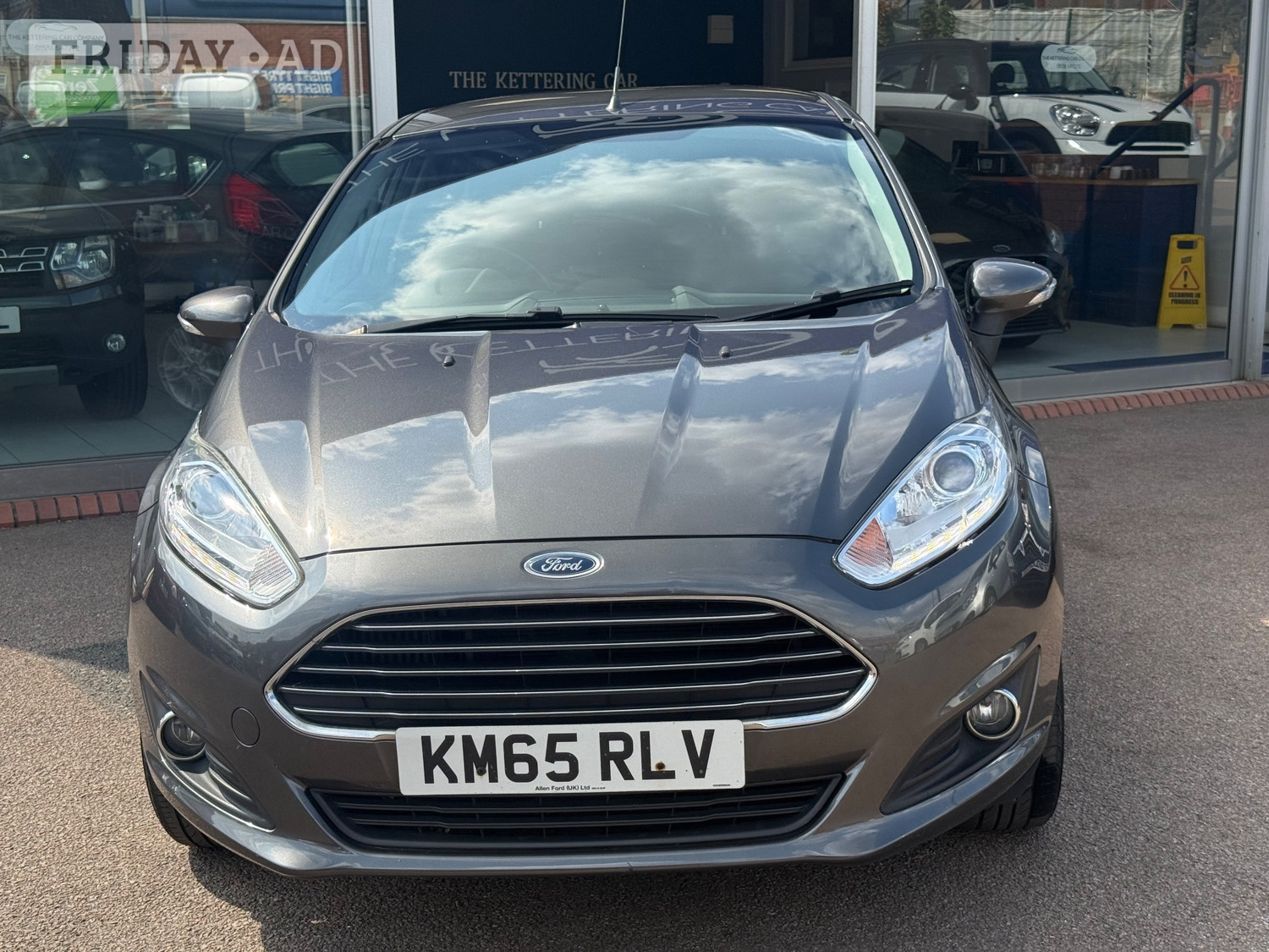 Ford Fiesta 2015 - Cars