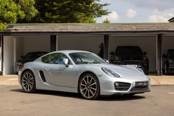 Porsche Cayman 2016