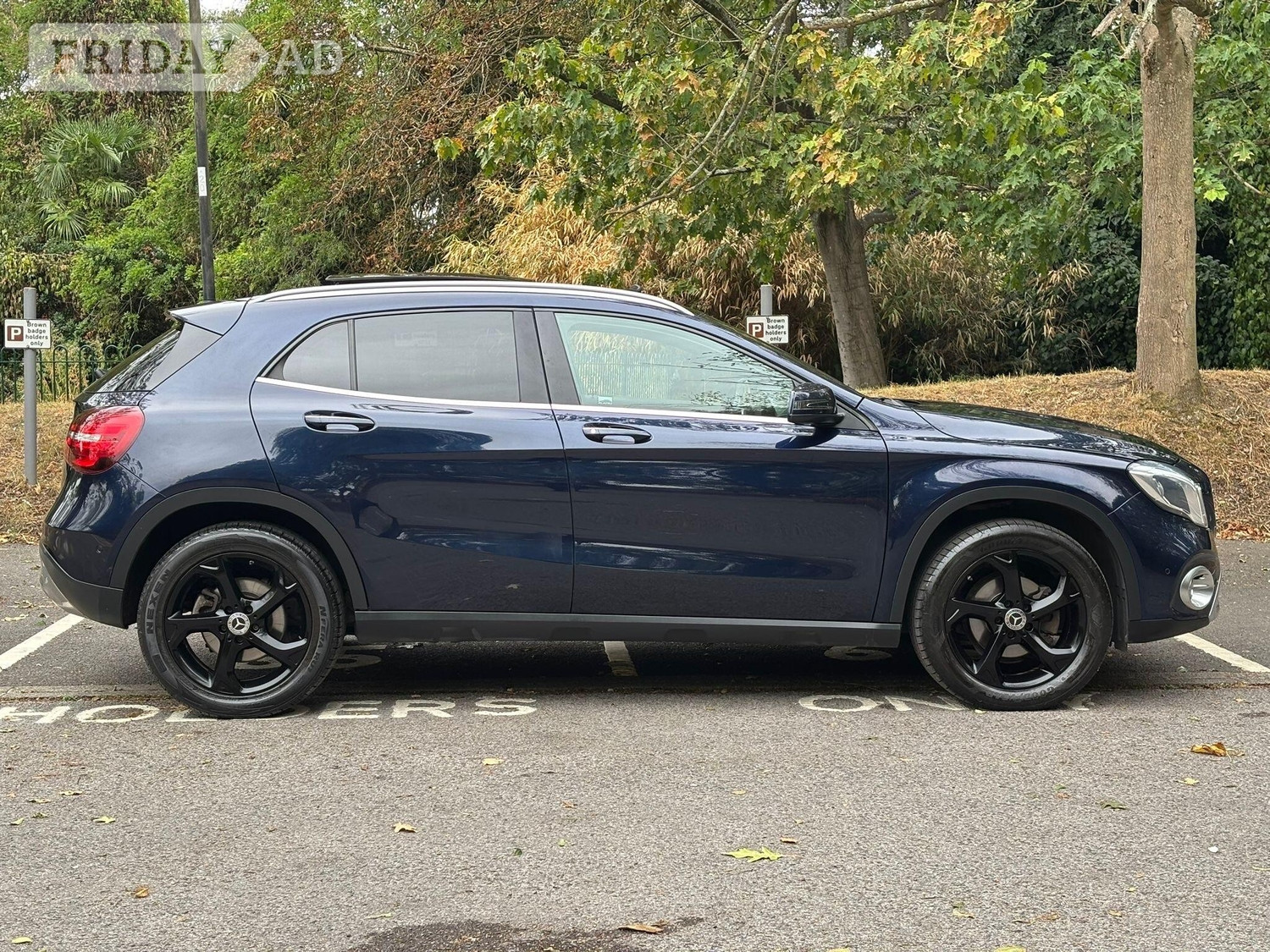 [ berth ]Mercedes-Benz GLA