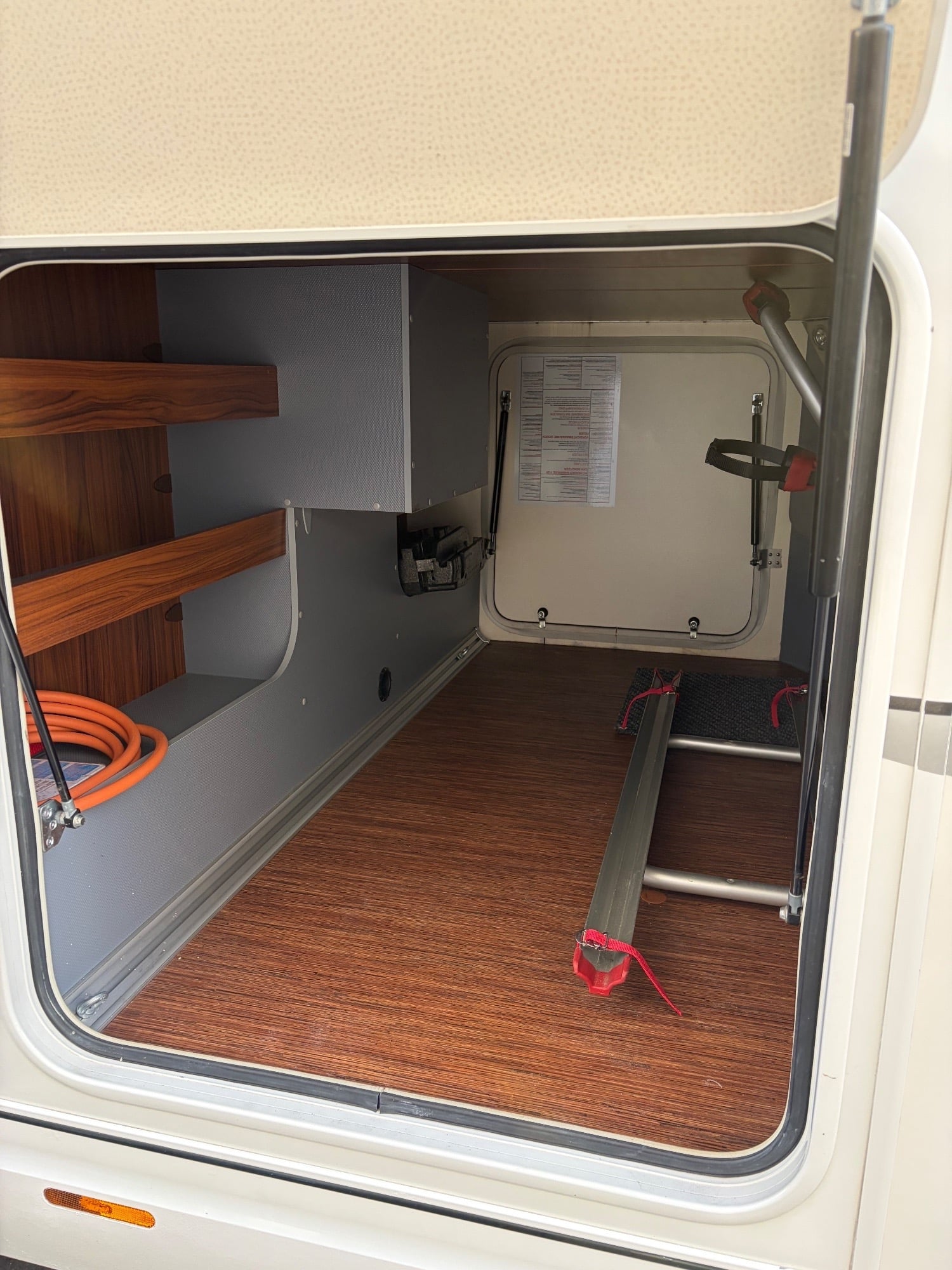 Hobby 65HGE  2013 for sale - Motorhomes & Caravans