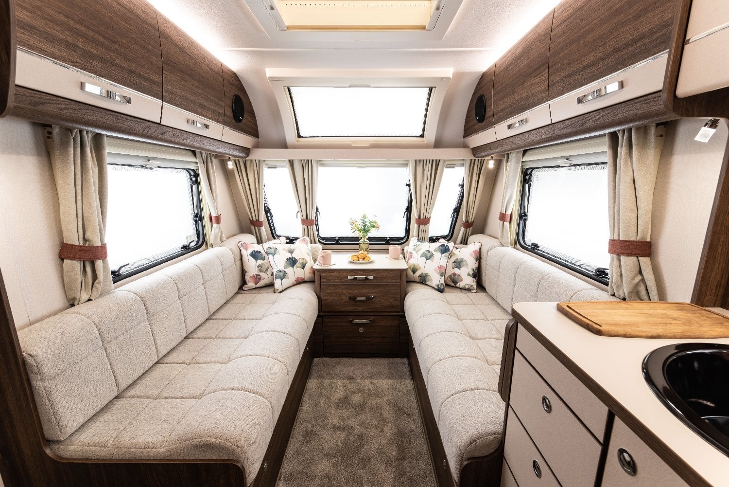 [ berth ]Compass Casita 585