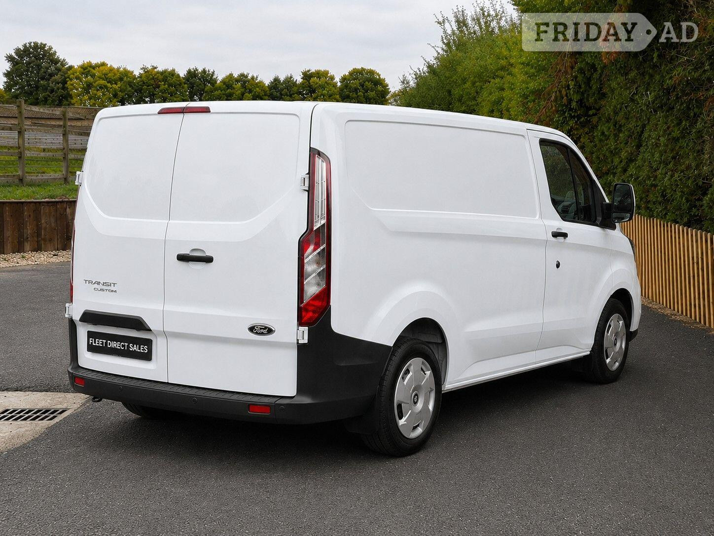 [ berth ]Ford Transit Custom
